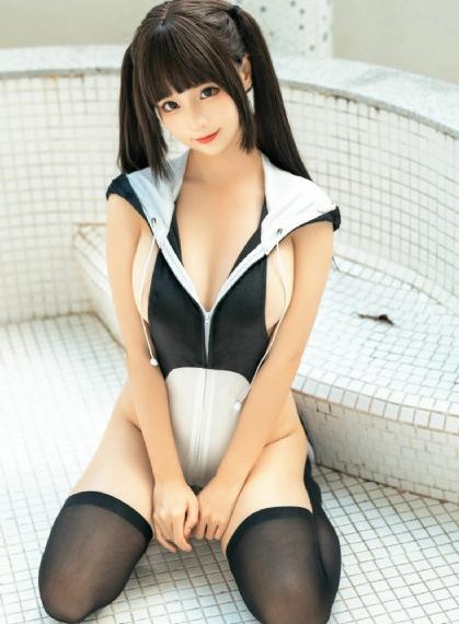 欧美海滩裸泳裸晒图片_蓝光免费观看韩国
