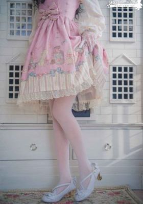日韩潮牌女款衣服_国产剧高清迅雷在线观看