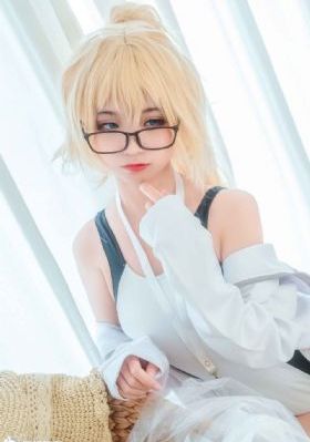 大尺度裸体做爰床戏_BD高清欧美在线观看