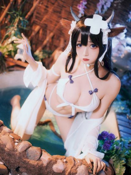 欧美成人展现场_4K免费观看视频