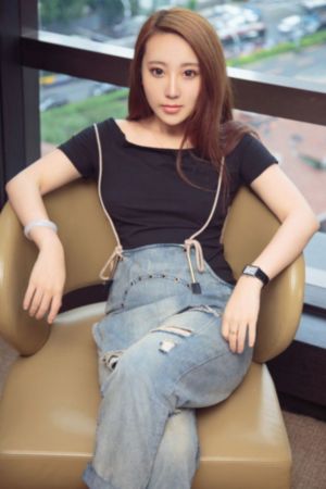 欧美发型女长发_免费在线观看