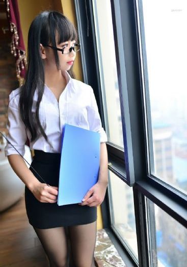 欧美苗条身材美女图片_免费高清观看