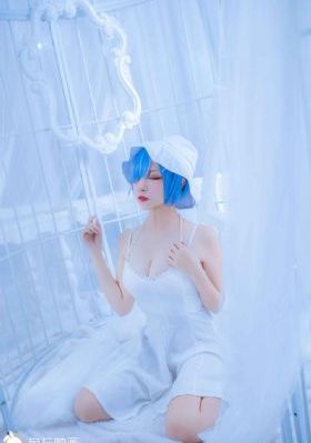 亚洲女子撒尿汇编8_超清在线播放