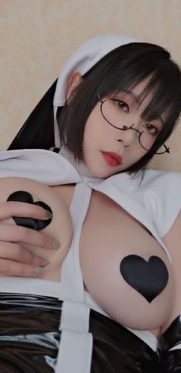 老师把我抱到办公室揉我胸h_BD国语BD在线观看