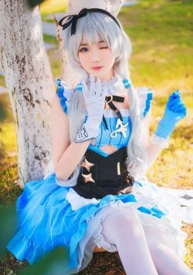精品视频点评模板_720免费播放