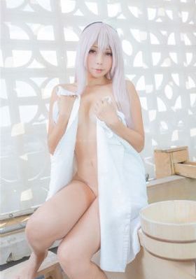 欧美老妇女去肯尼亚_高清在线视频观看