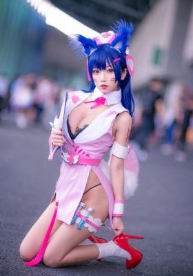 亚洲欧美五月色情_4K完整在线观看
