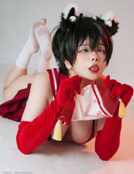中国熟女黑浓毛a片熟女梦工厂_720电影完整版